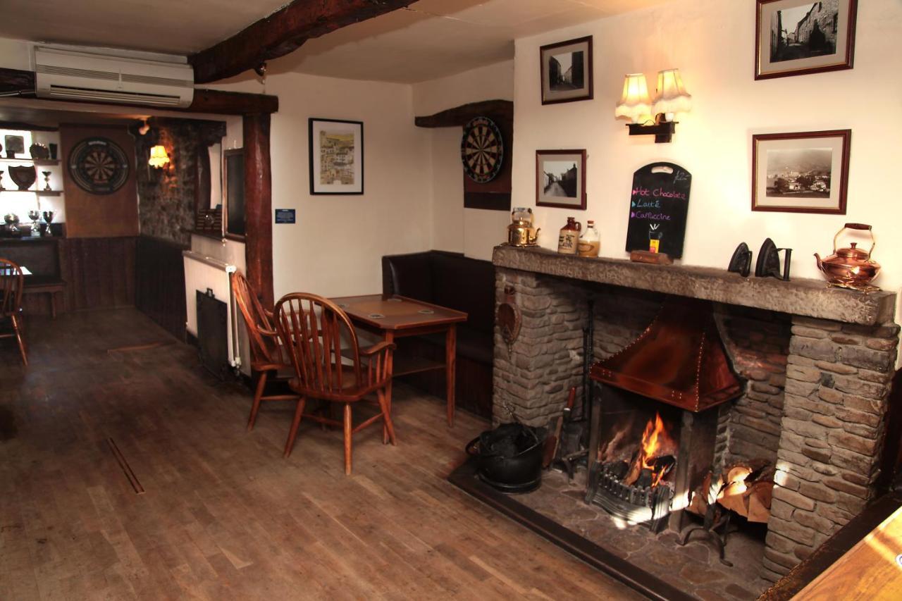 The Sun Inn เดนท์ ภายนอก รูปภาพ